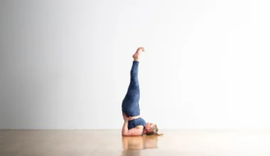 How to Do Supported Shoulderstand in Yoga (Salamba Sarvangasana)